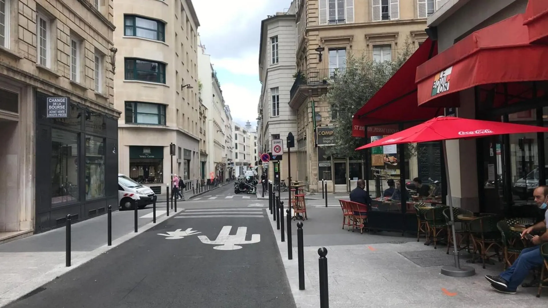 Grands Boulevards - Vivienne 1Bdr contacts